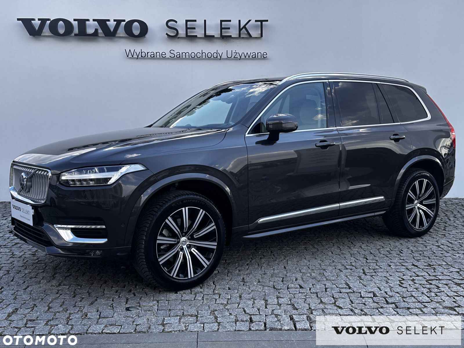 Volvo XC 90 - 1