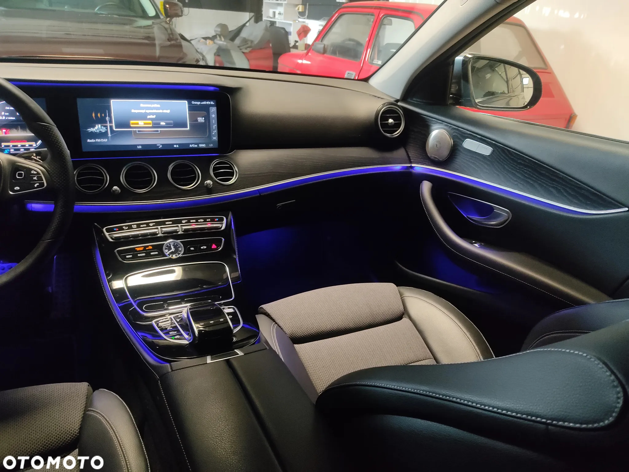 Mercedes-Benz Klasa E 220 d 9G-TRONIC - 5