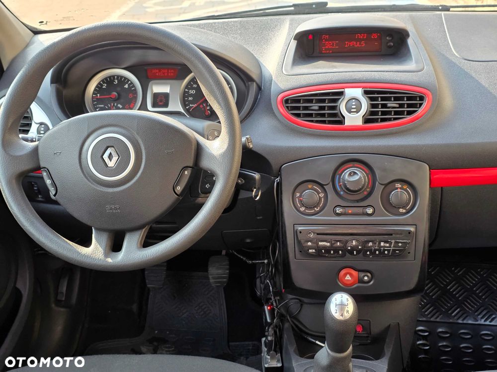 Renault Clio - 6