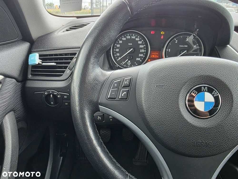 BMW X1 xDrive18d - 19