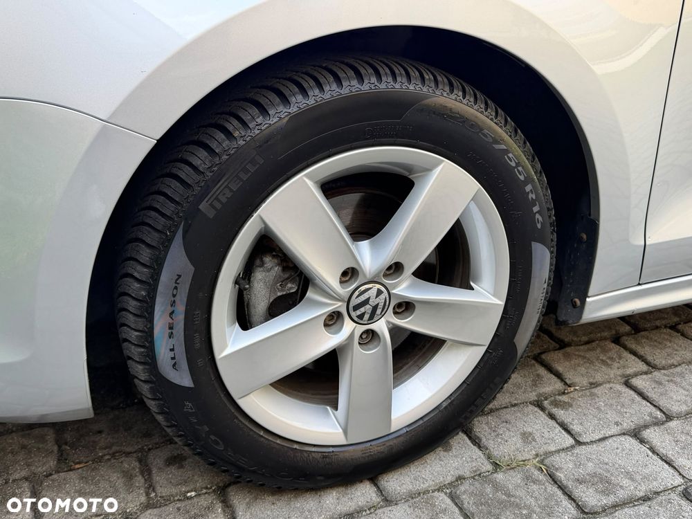 Volkswagen Jetta 1.2 TSI BlueMotion Technology - 32