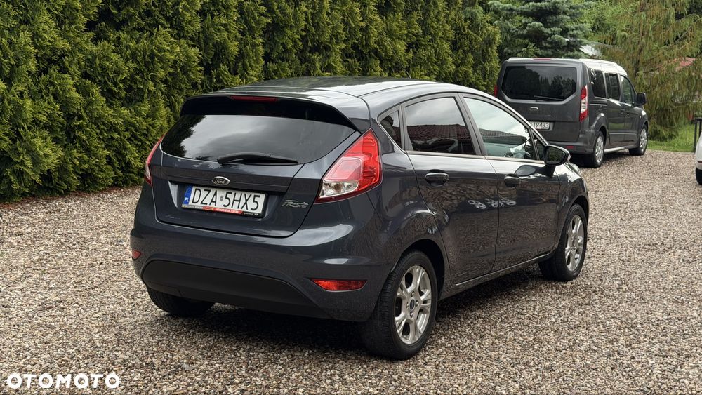 Ford Fiesta - 5