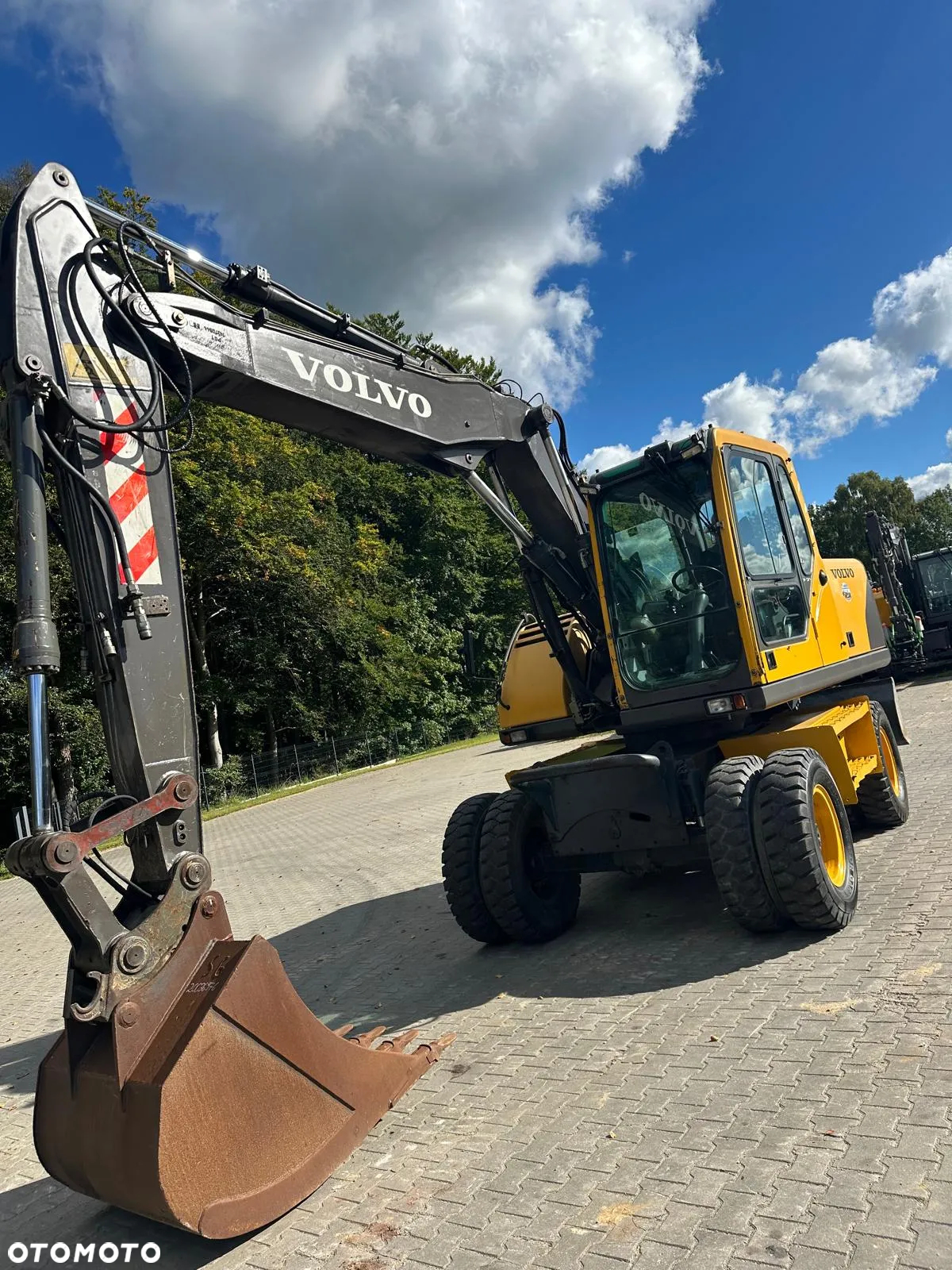 Volvo EW140B - 2