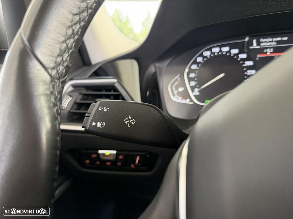 BMW 330 e Corporate Edition Auto - 34