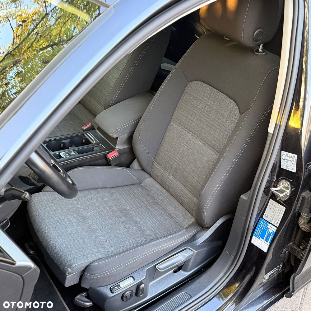 Volkswagen Passat 2.0 TDI EVO Business DSG - 16