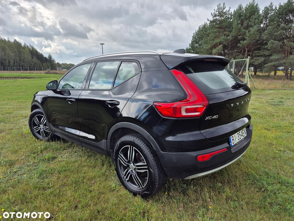 Volvo XC 40 - 3