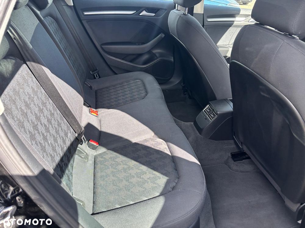Audi A3 Sportback 1.6 TDI clean diesel Attraction - 27