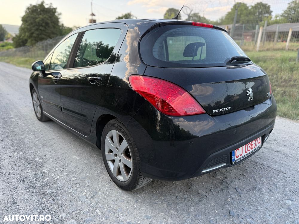 Peugeot 308 120 VTi Allure - 3
