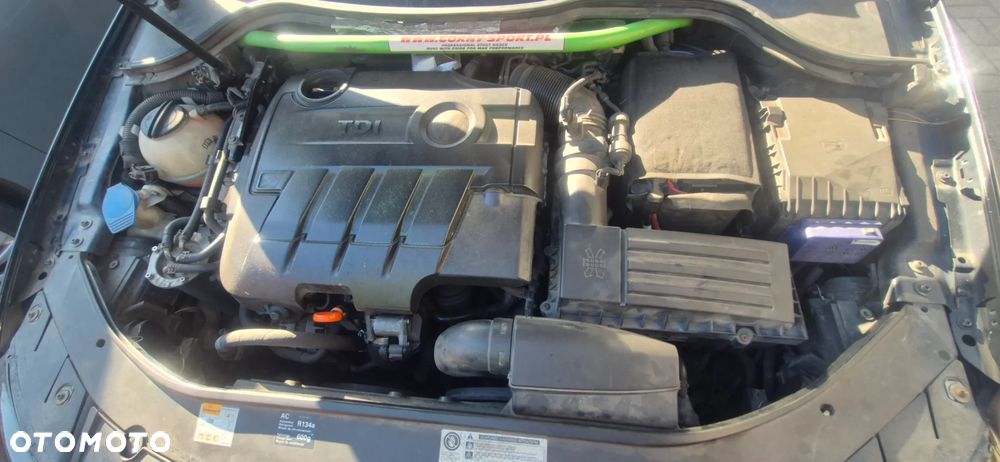 Volkswagen Passat 2.0 TDI DPF Highline DSG - 9
