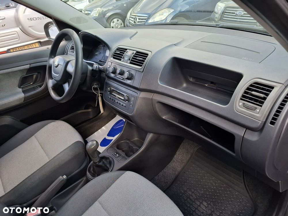 Skoda Roomster 1.2 Style PLUS EDITION - 16