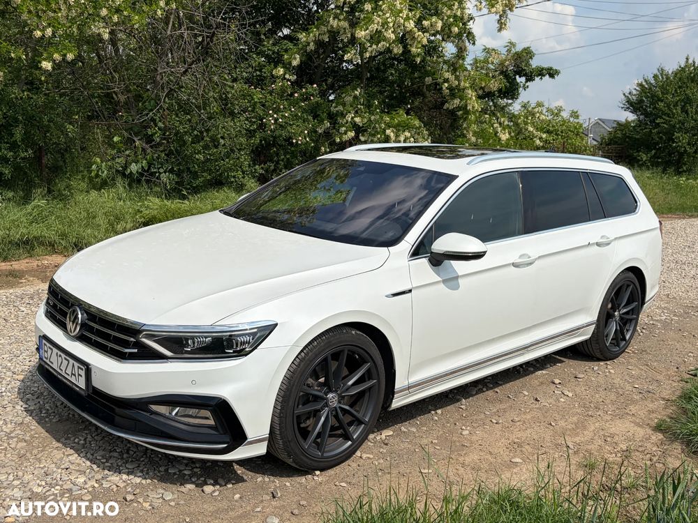 Volkswagen Passat 2.0 TDI SCR 4Motion DSG Elegance - 1