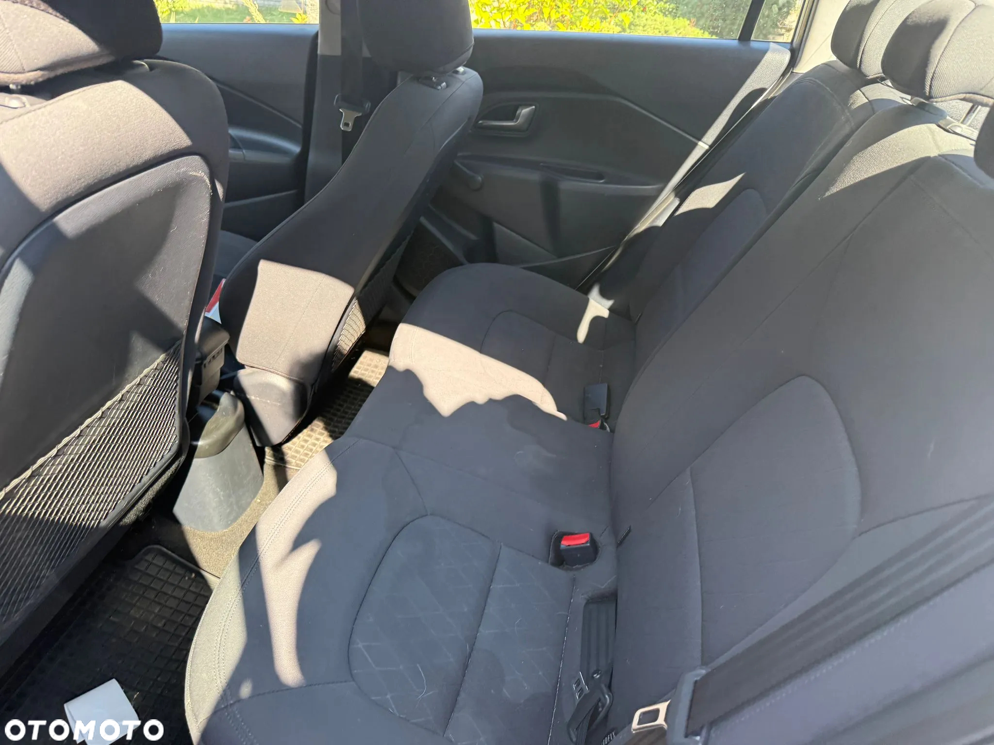 Kia Rio 1.2 L - 20
