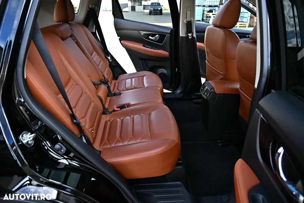 Nissan X-Trail 2.0 dCi ALL-MODE 4x4i Xtronic Tekna - 16