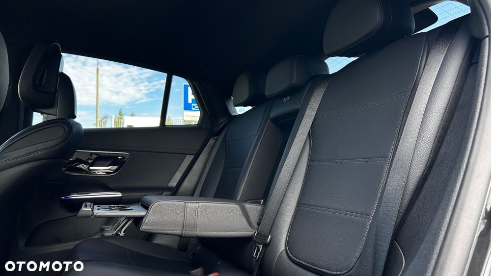 Mercedes-Benz GLC 200 mHEV 4-Matic AMG Line - 29