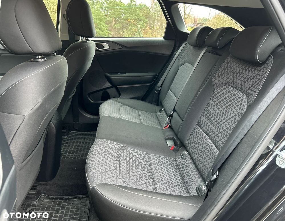 Kia Ceed 1.5 T-GDI L DCT - 16