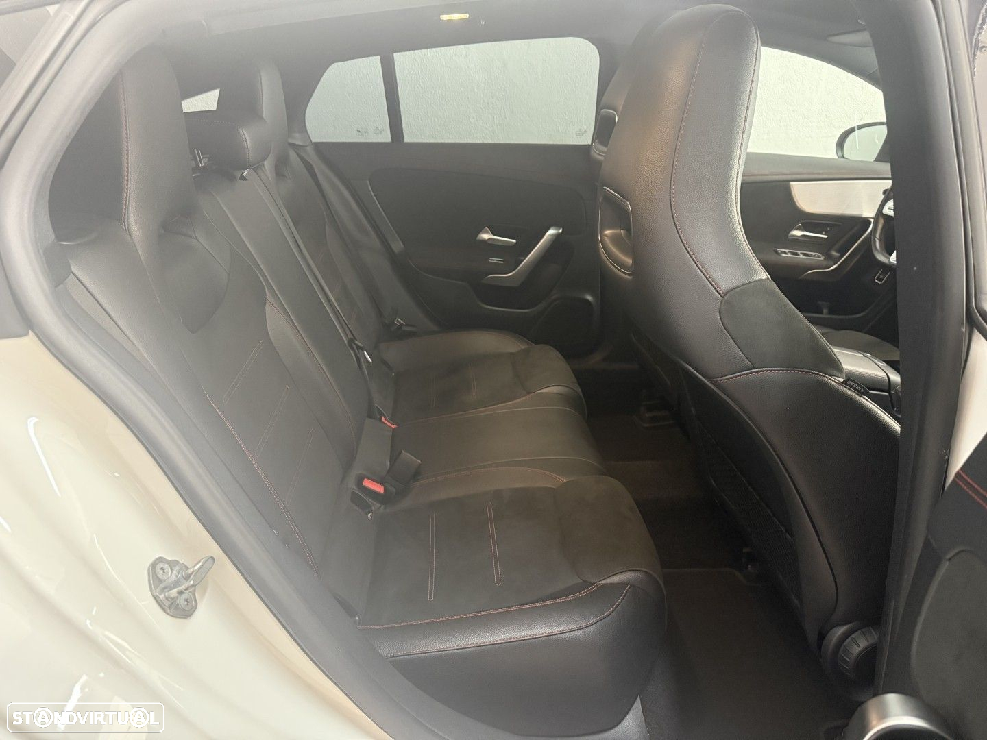 Mercedes-Benz CLA 180 d Shooting Brake AMG Line Aut. - 11