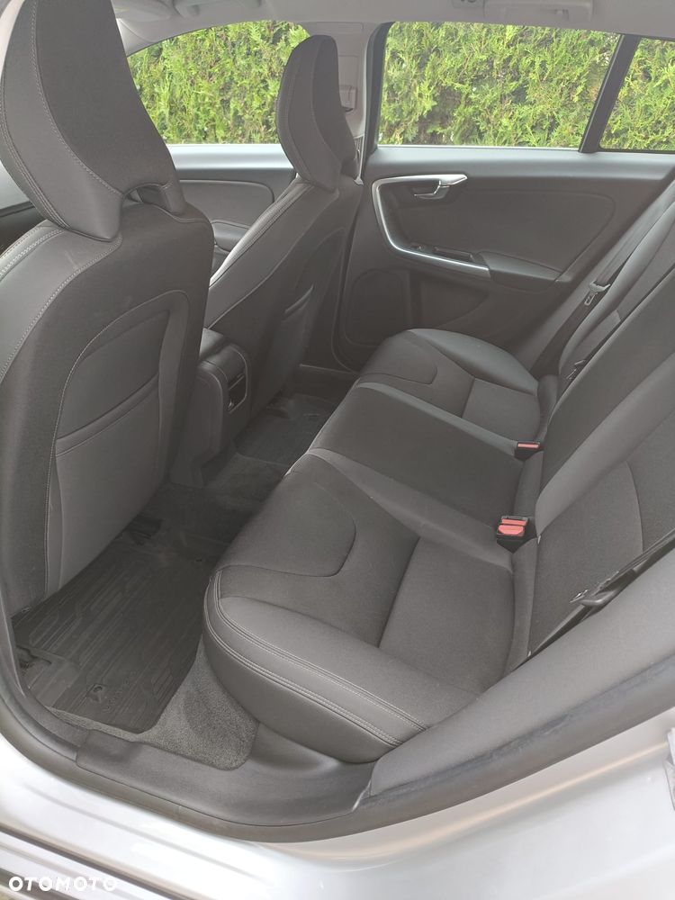 Volvo V60 D4 - 17