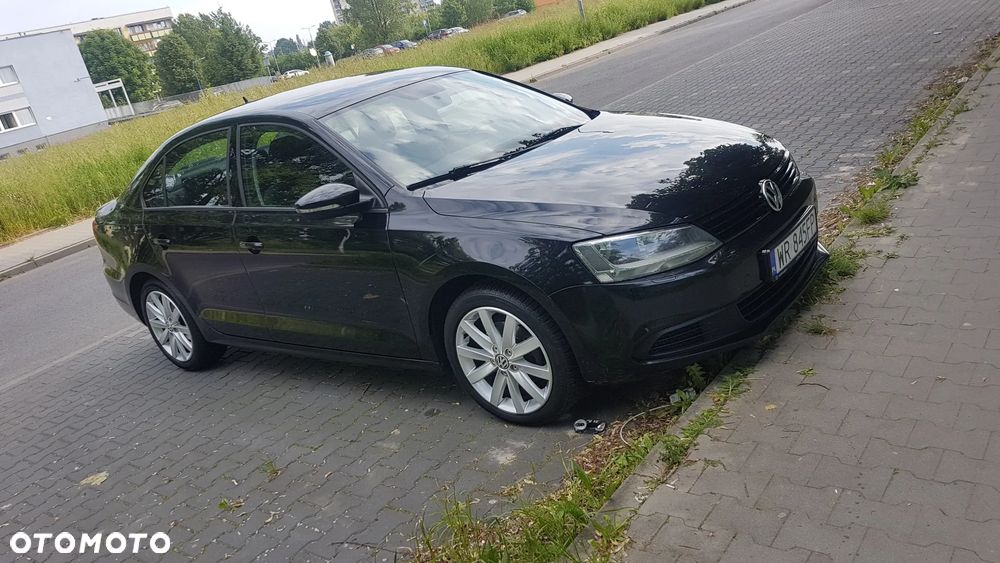Volkswagen Jetta - 7