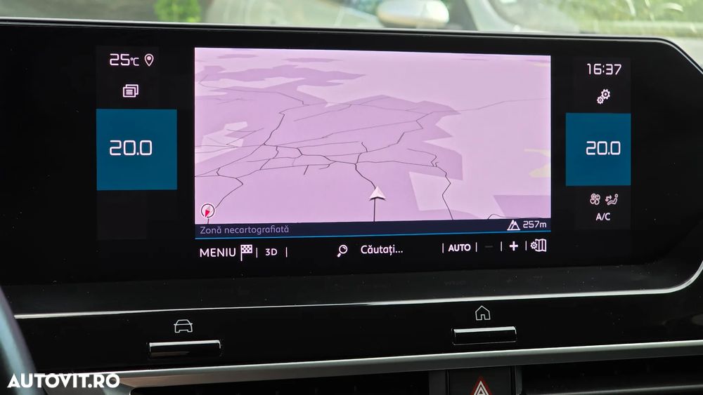 Citroën C4 PureTech 130 Stop&Start EAT8 SHINE - 27