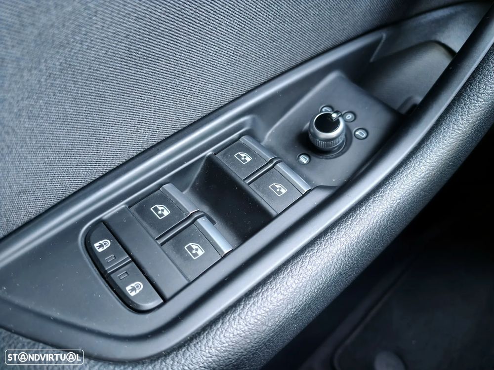 Audi A4 35 TDI S tronic - 23