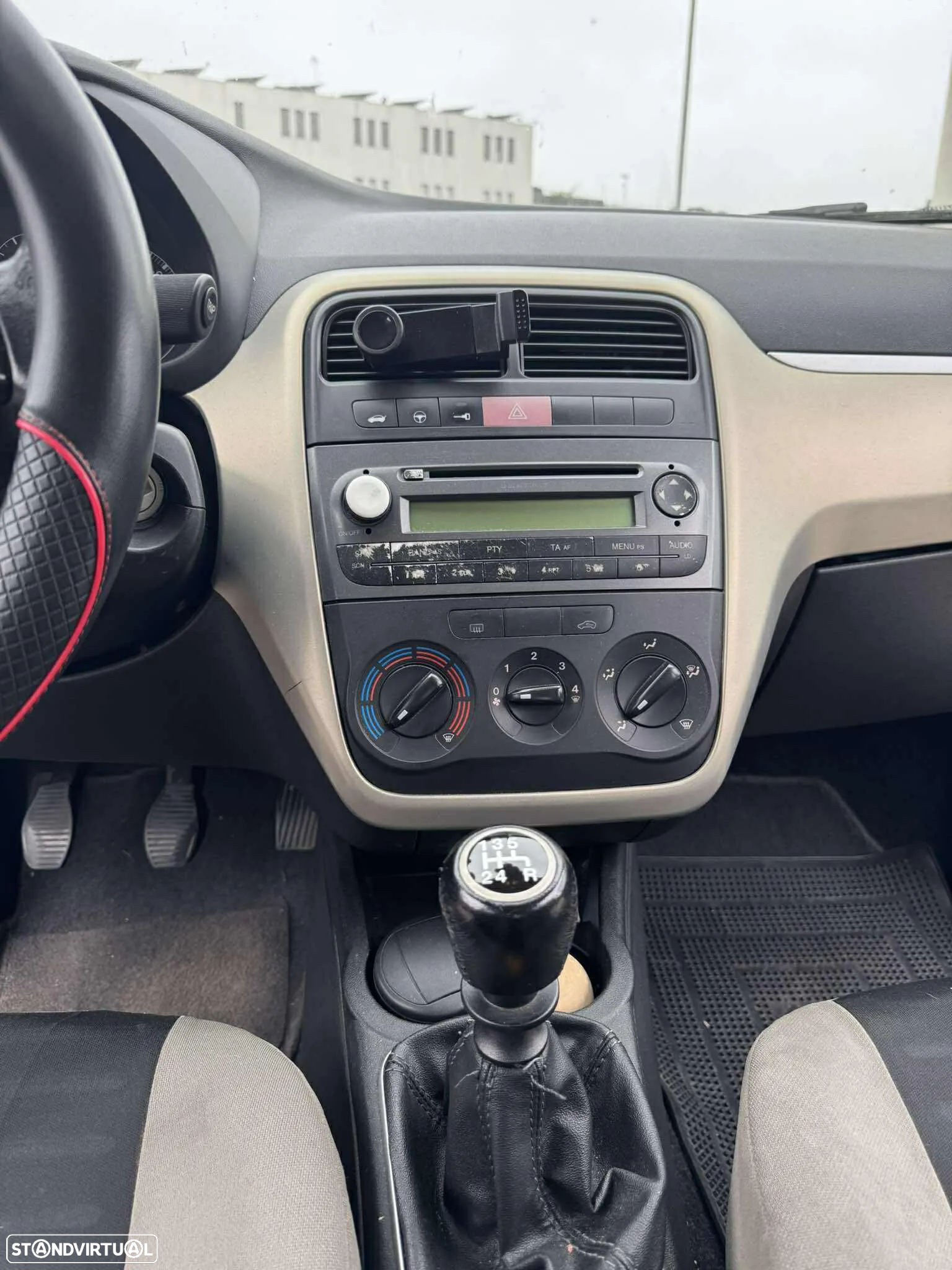 Fiat Grande Punto - 9