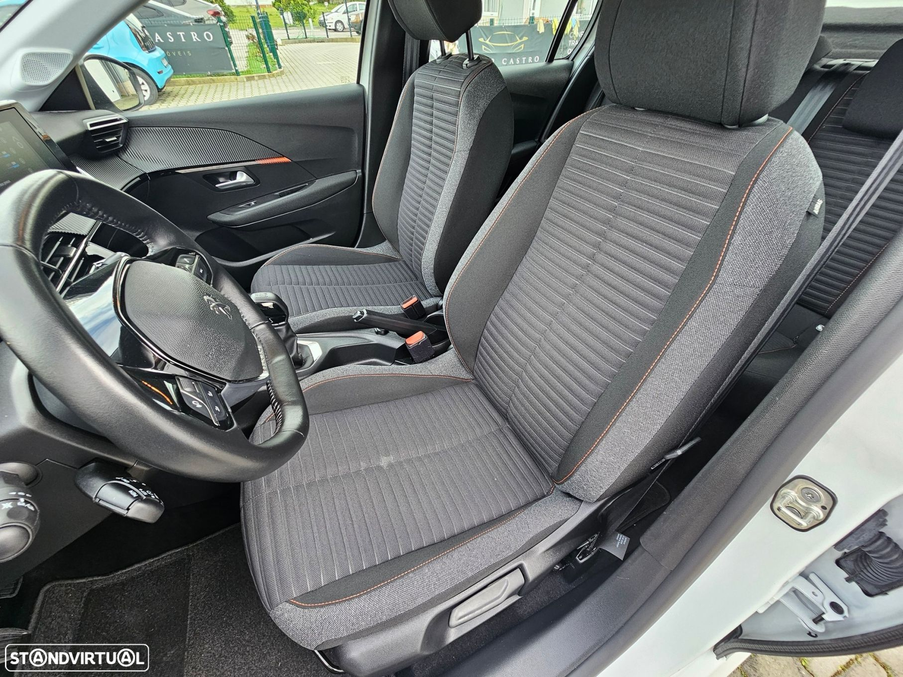 Peugeot 208 1.2 PureTech Active - 11