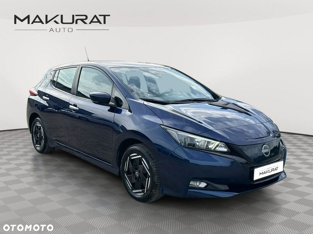 Nissan Leaf 2023 photo 2