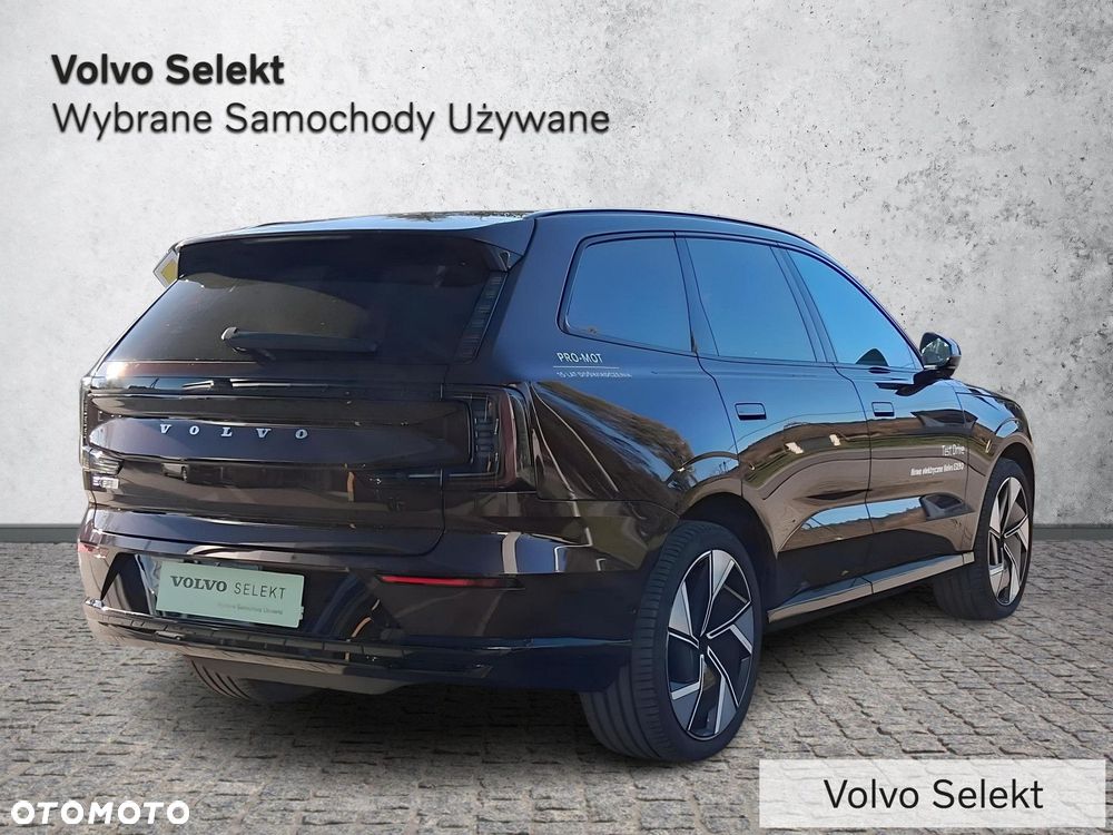 Volvo EX90 - 6