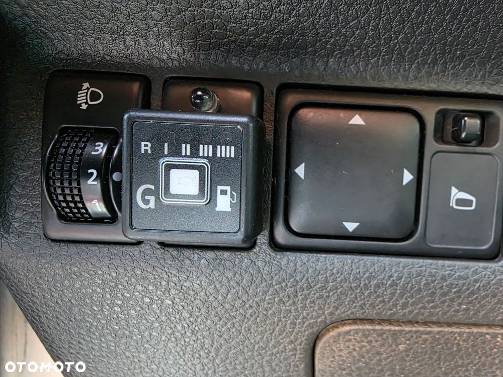 Nissan X-Trail 2.0 Sport + - 22