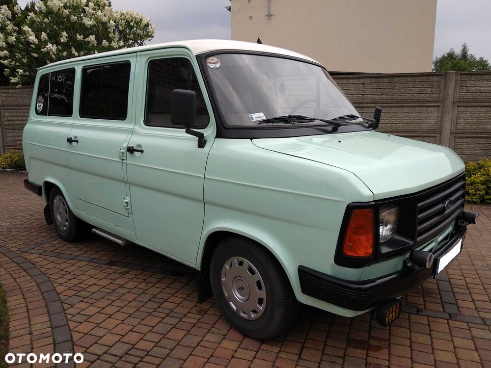 Ford Inny - 2