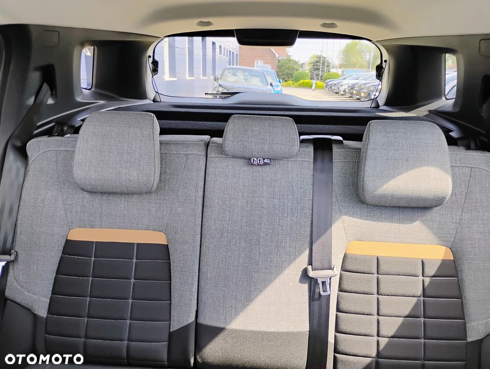 Citroën C3 Aircross 1.2 Turbo Plus S&S - 18