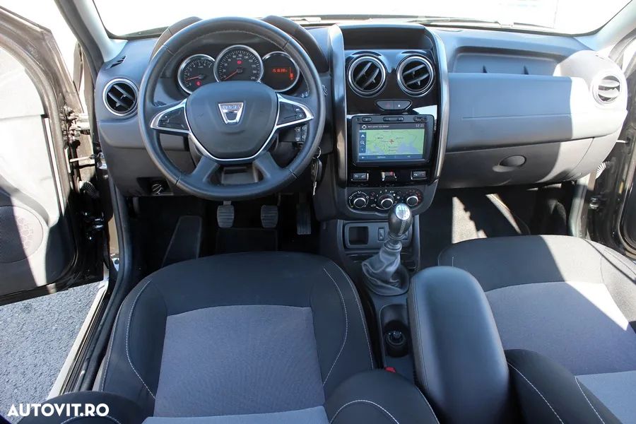 Dacia Duster 1.5 dCi 4x2 Laureate - 2