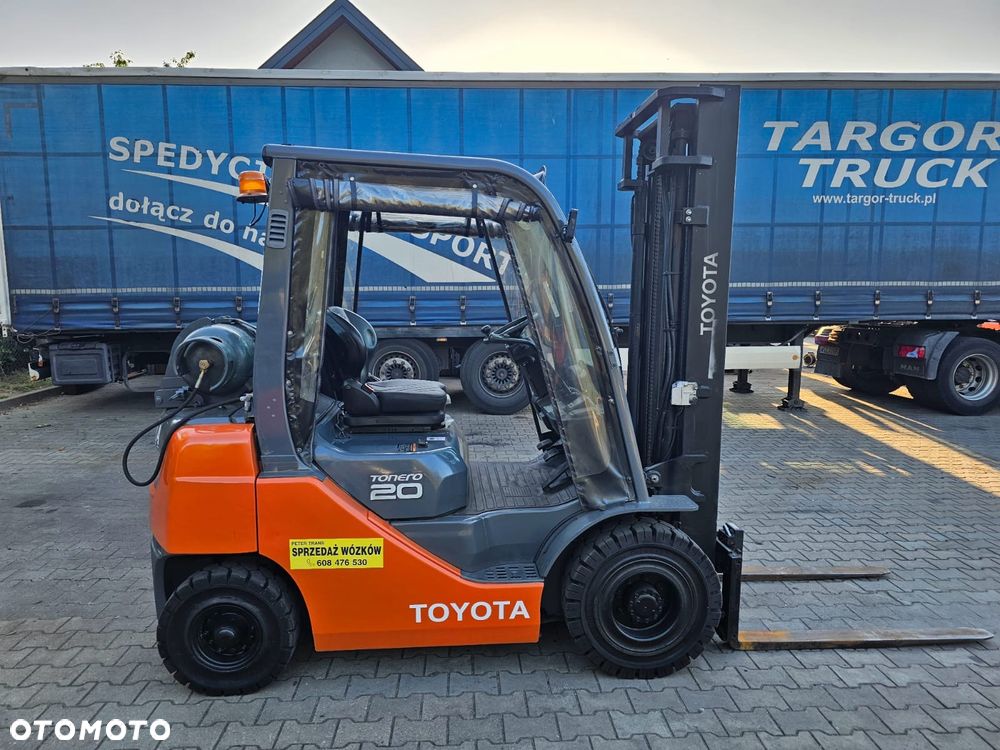 Toyota - 4