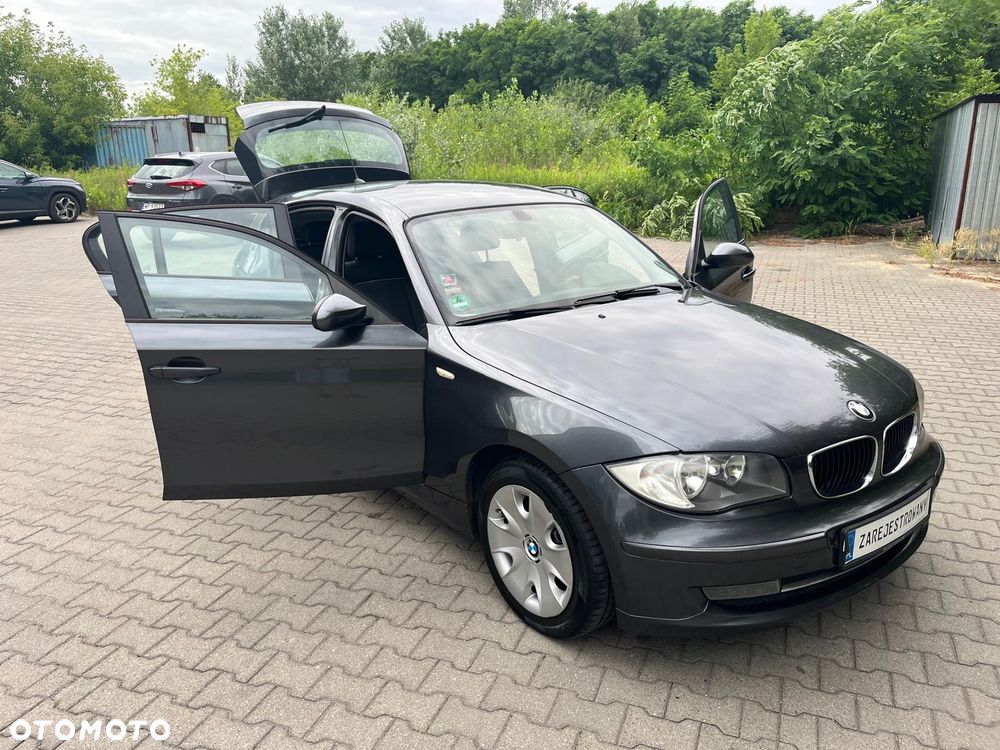 BMW Seria 1 118d DPF - 22
