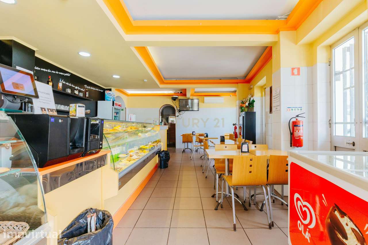 Prédio para Investimento | Rés-do-Chão + Sótão | Areeiro, Lisboa - Grande imagem: 3/44