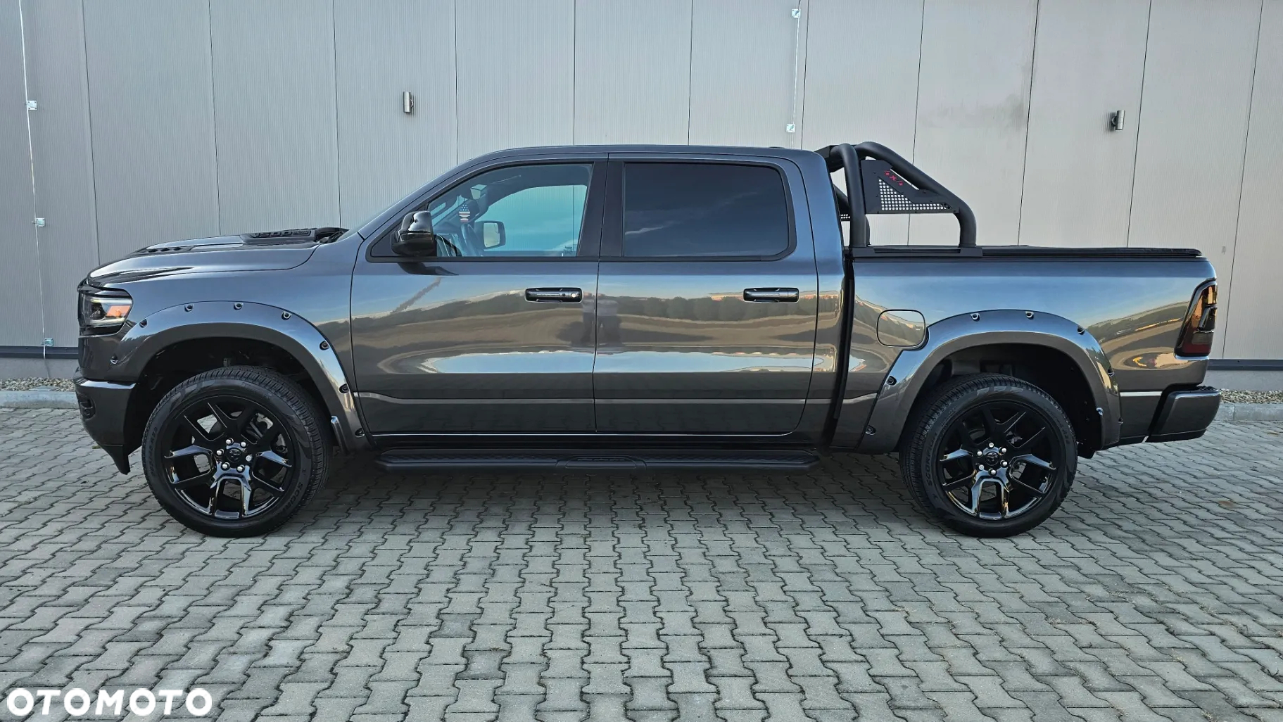 Dodge RAM 1500 5.7 4x4 - 7