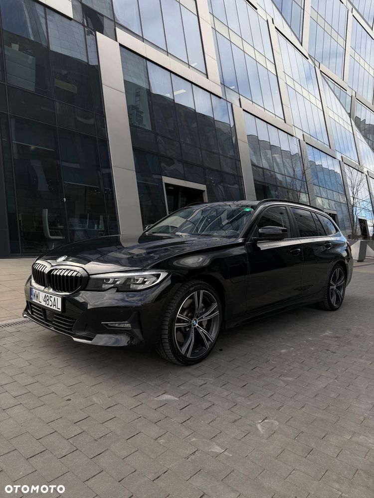 BMW Seria 3 330e Sport Line sport - 6