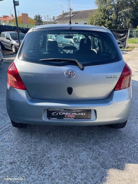 Toyota Yaris 1.4 D-4D Sol High P. MM - 10