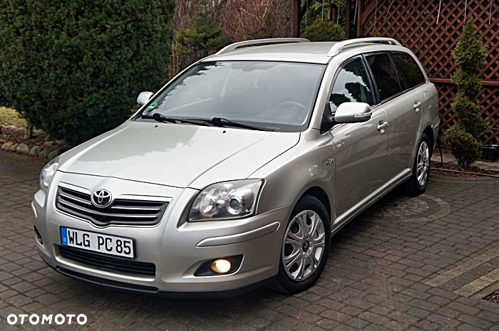 Toyota Avensis 2.2 D-CAT Sol - 9