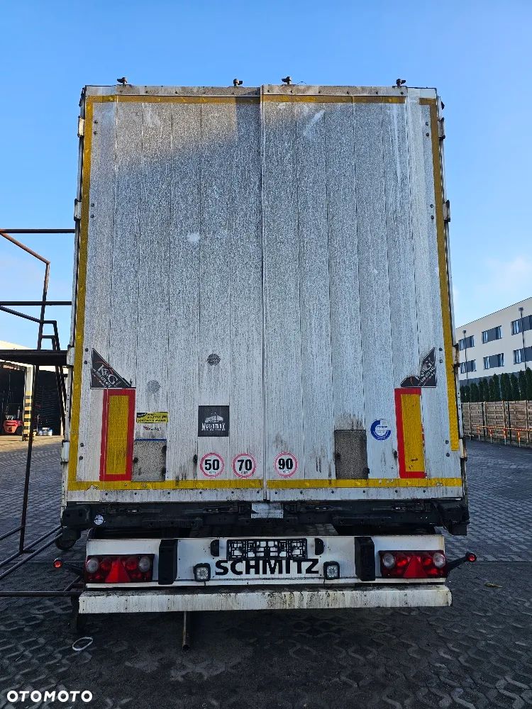 DACH NACZEPY SCHMITZ - 2
