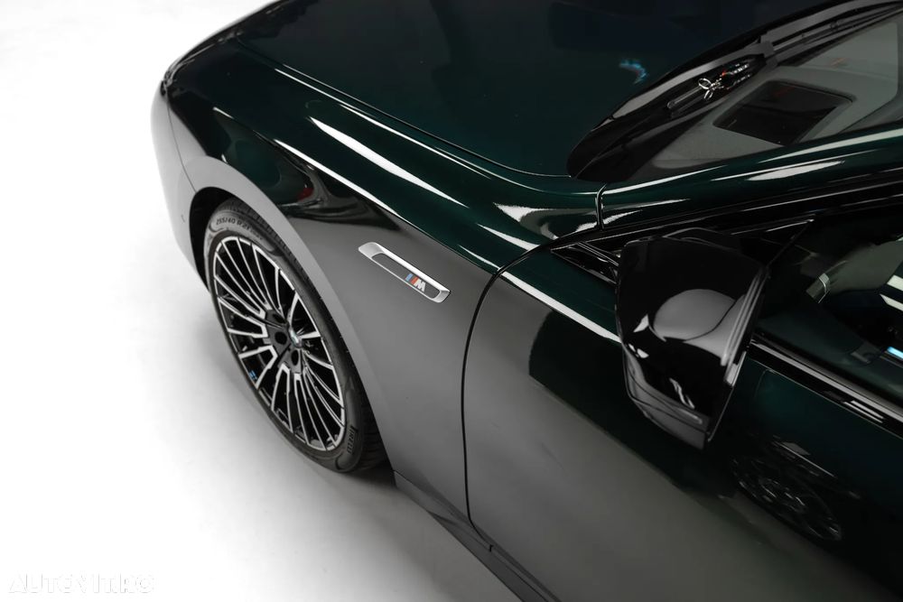 BMW i7 - 7