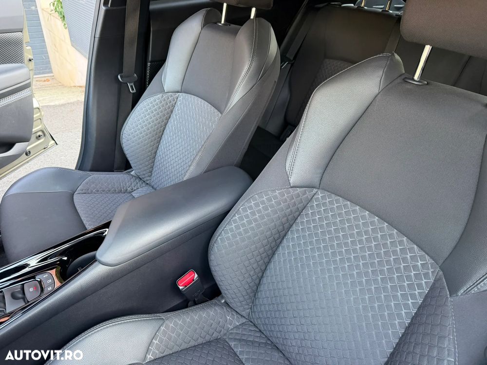 Toyota C-HR 2.0 HEV 180 CP 4x2 CVT Dynamic - 9