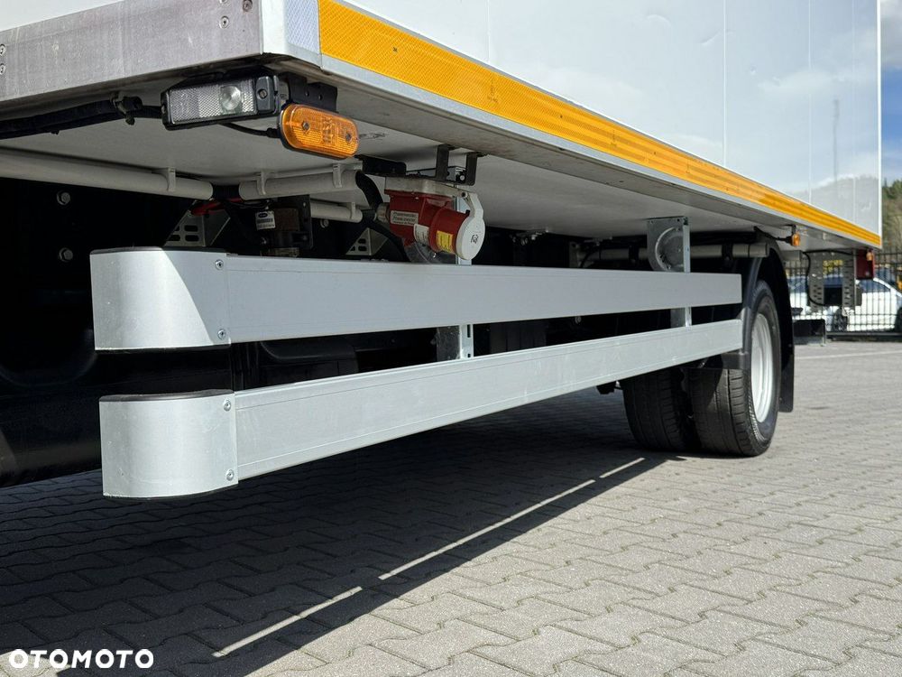 Iveco Daily 72C21 Mroźnia HI-MATIC Ściana Grodziowa Multitemperatura - 13