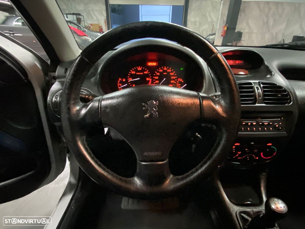 Peugeot 206 1.4 HDI VAN - 10