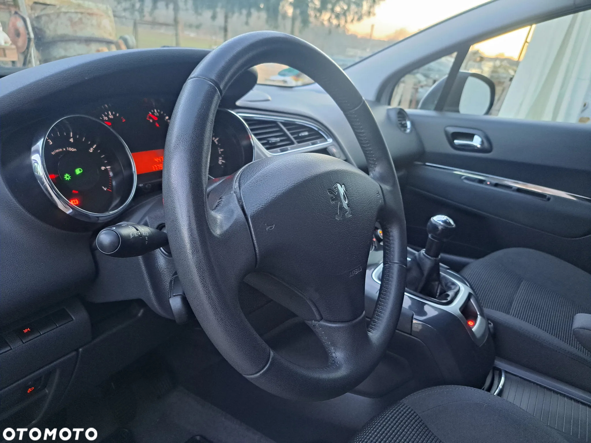 Peugeot 5008 120 VTi Active - 5