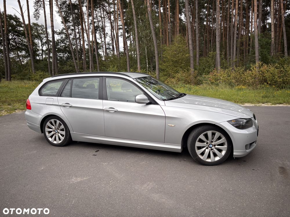 BMW Seria 3 320d DPF - 3
