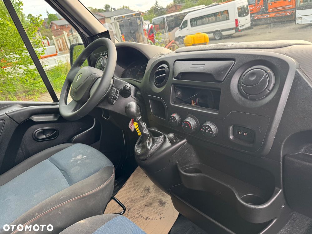 Renault Master Długi Brygadówka 7 Osobowa 2011. Paka 2.7m - 14