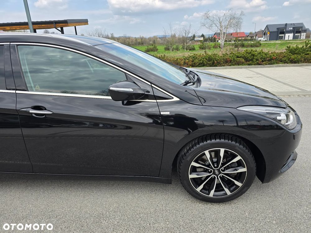 Hyundai i40 Kombi 1.7 CRDi DCT Premium - 36