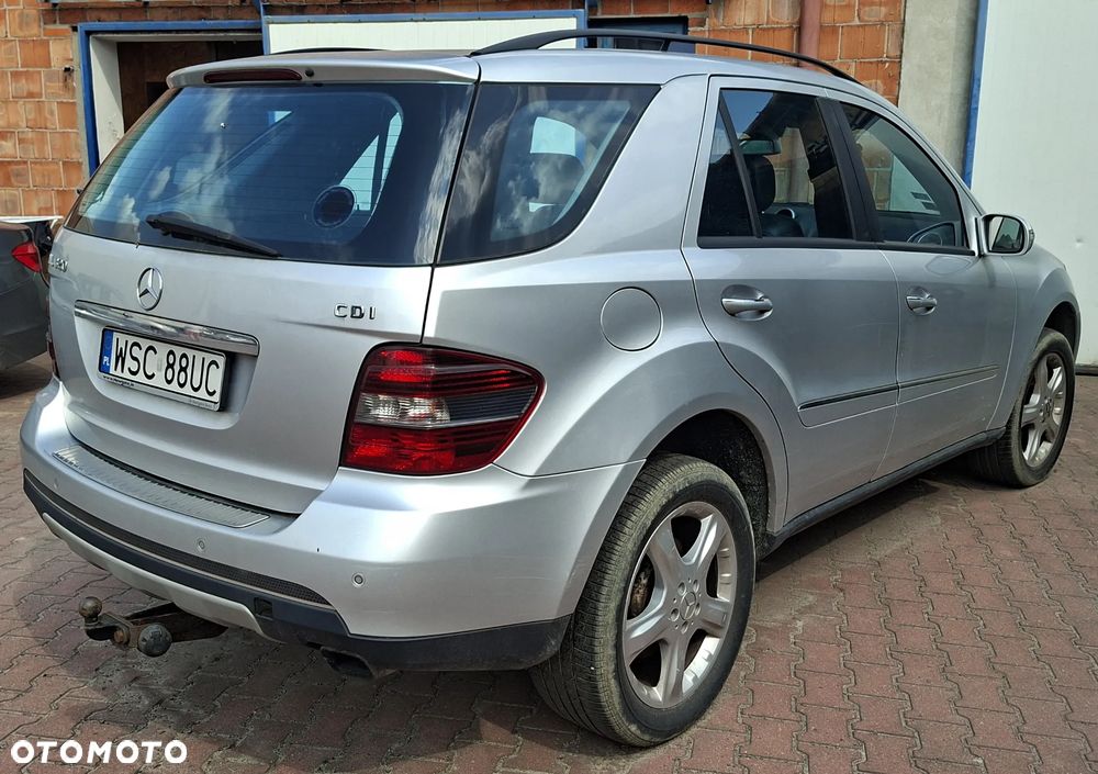 Mercedes-Benz ML - 4