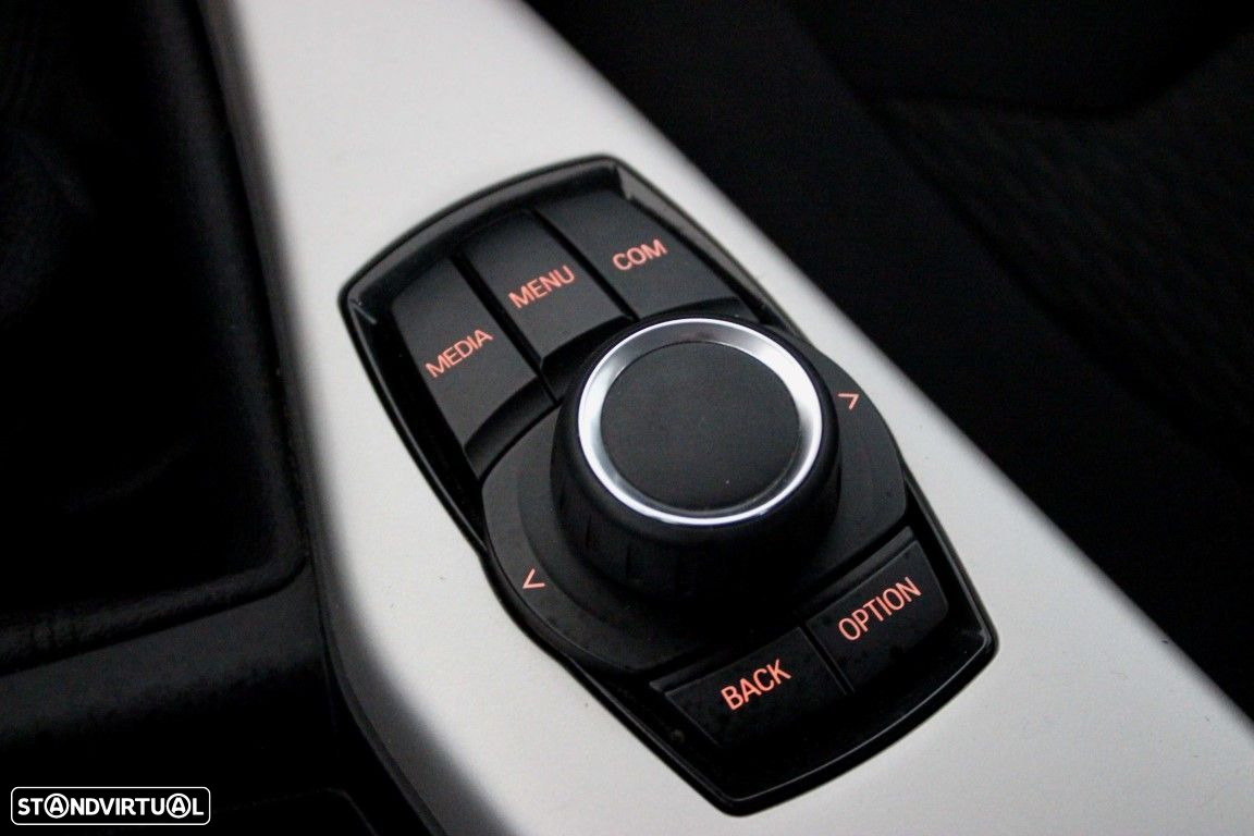 BMW 116 d Advantage - 24